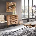 Couchtisch, Platte aus recyceltem Teak, Metallgestell in antikschwarz, 3 Beine, 55 x 55 x 48 cm