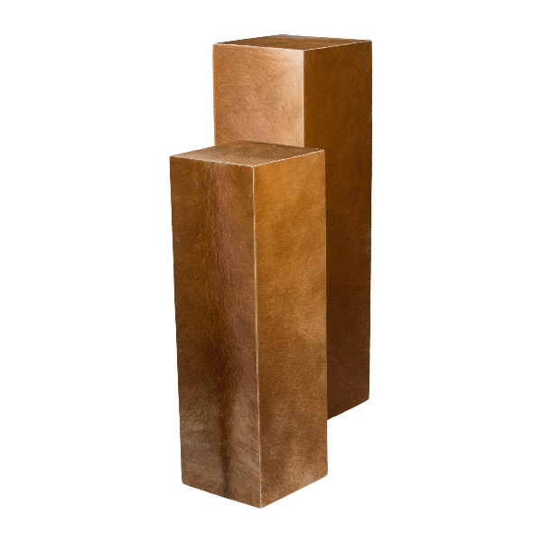 Holz Säule mit echtem Kuhfell bezogen