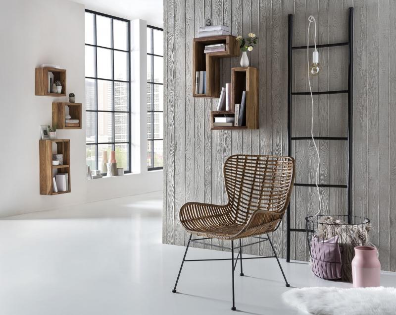 Stuhl aus ungeschältem Rattan, Gestell aus antikschwarzem Metall, 60 x 70 x 88 cm, natur