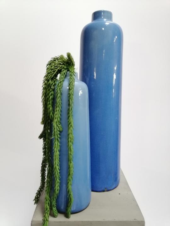 Vase, klein, aus Keramik